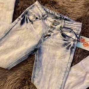 👑 VIP BUTTON FLY SKINNY JEANS 👑